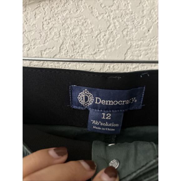 Democracy “ab” Solution High Rise Utility Frayed Hem In Green Size 12 NWT - Picture 3 of 6